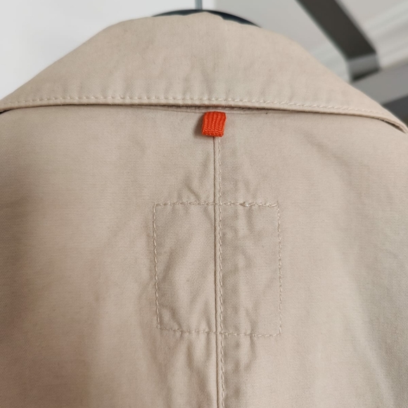 Hugo Boss - Picture 6 of 8